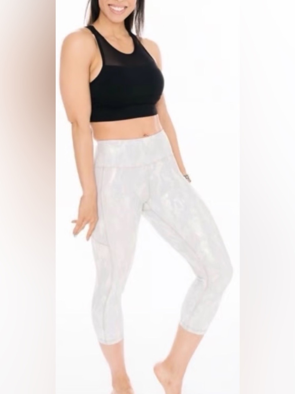 Zyia Light Metallic Camo Pocket Capris Leggings 6 8